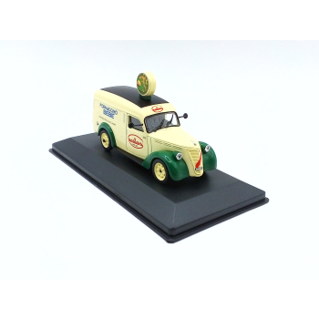 Fiat 1100 ELR van Galbani 1951 - skala 1:43 - Altaya